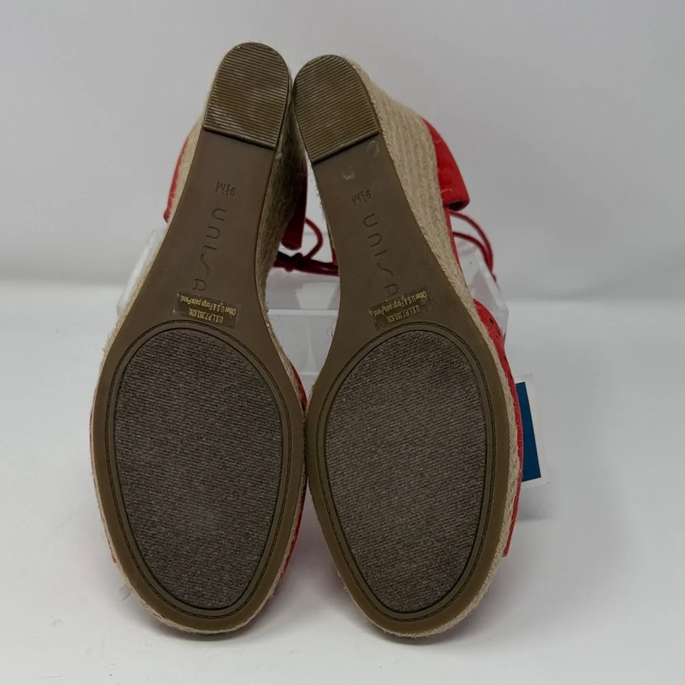 Unisa Faux Suede Orange/Red Wedge laser cut espadrille Sandals Size 9.5